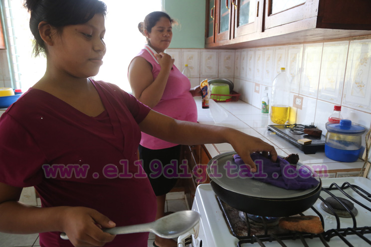 Mujeres en las Casas Maternas
